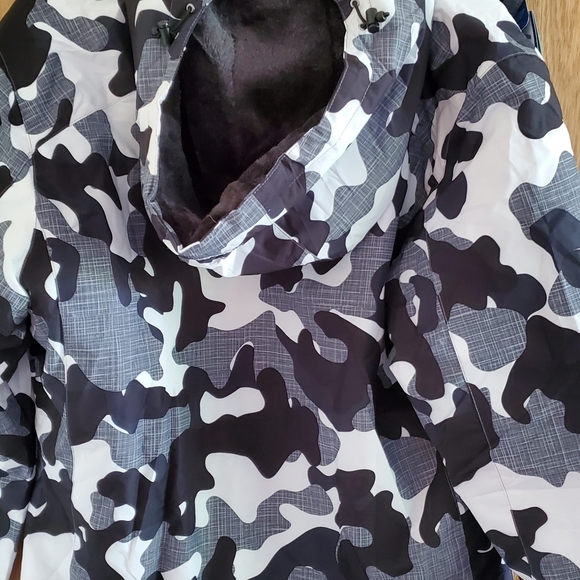 Jacket - Picture 6 of 7